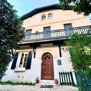 Côte Des Basques, Terrasse, Confort Et Qualité , Biarritz France